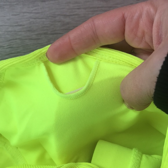 NWOT BCBGMAXAZRIA Ribbed Knit Bralette Crop Top neon yellow size XL - Picture 7 of 8